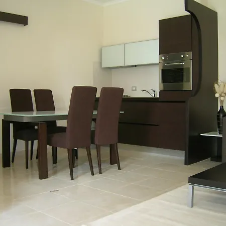 Ξενοδοχείο με διαμερίσματα Relais Cassia 2*